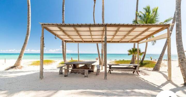 Suite Just Over The Beach-Adults Only Punta Cana Exterior photo
